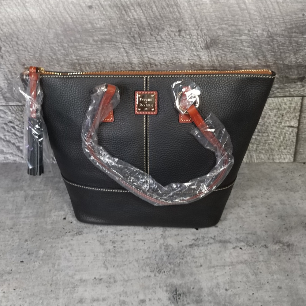 Dooney & Bourke Leather Zipped Tote